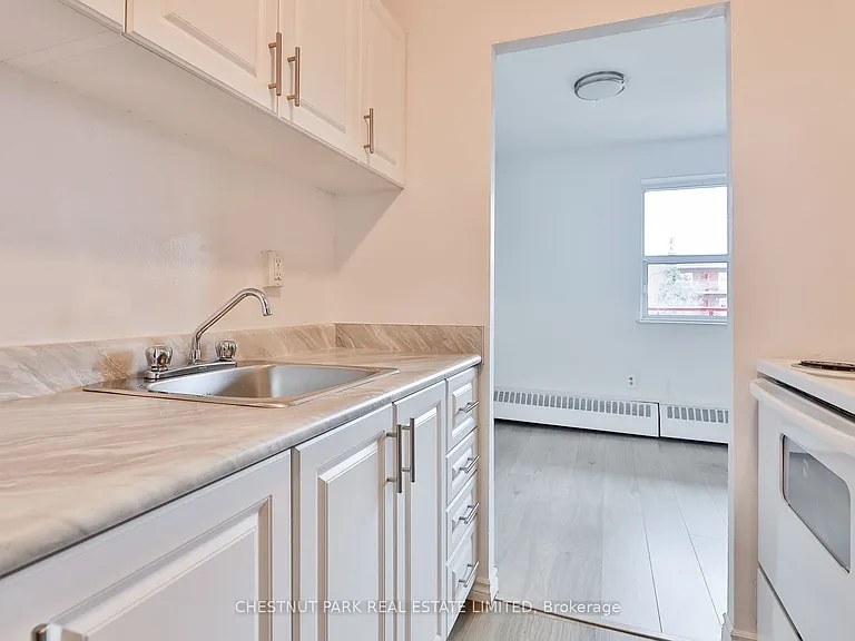 888 Glen St #408 — Photo 21