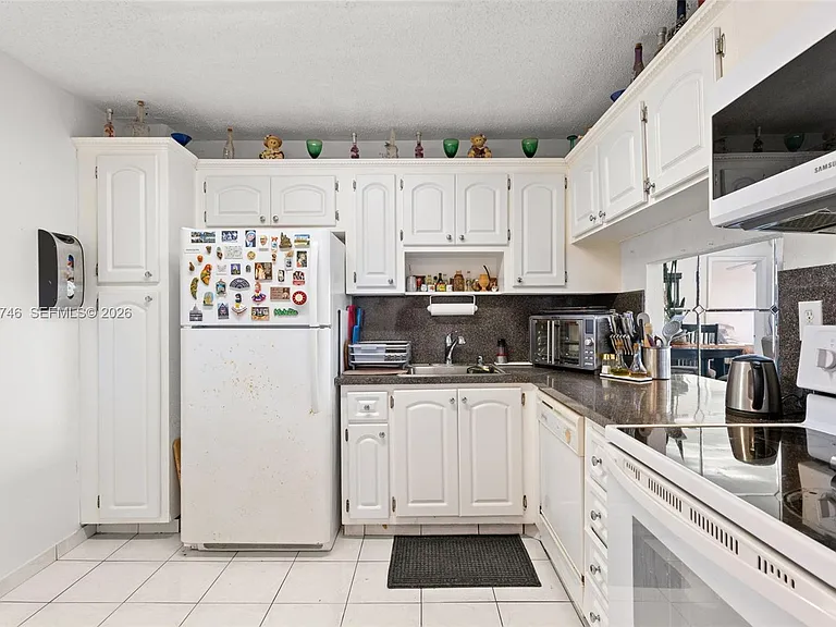 6900 Bay Dr #5C — Photo 6