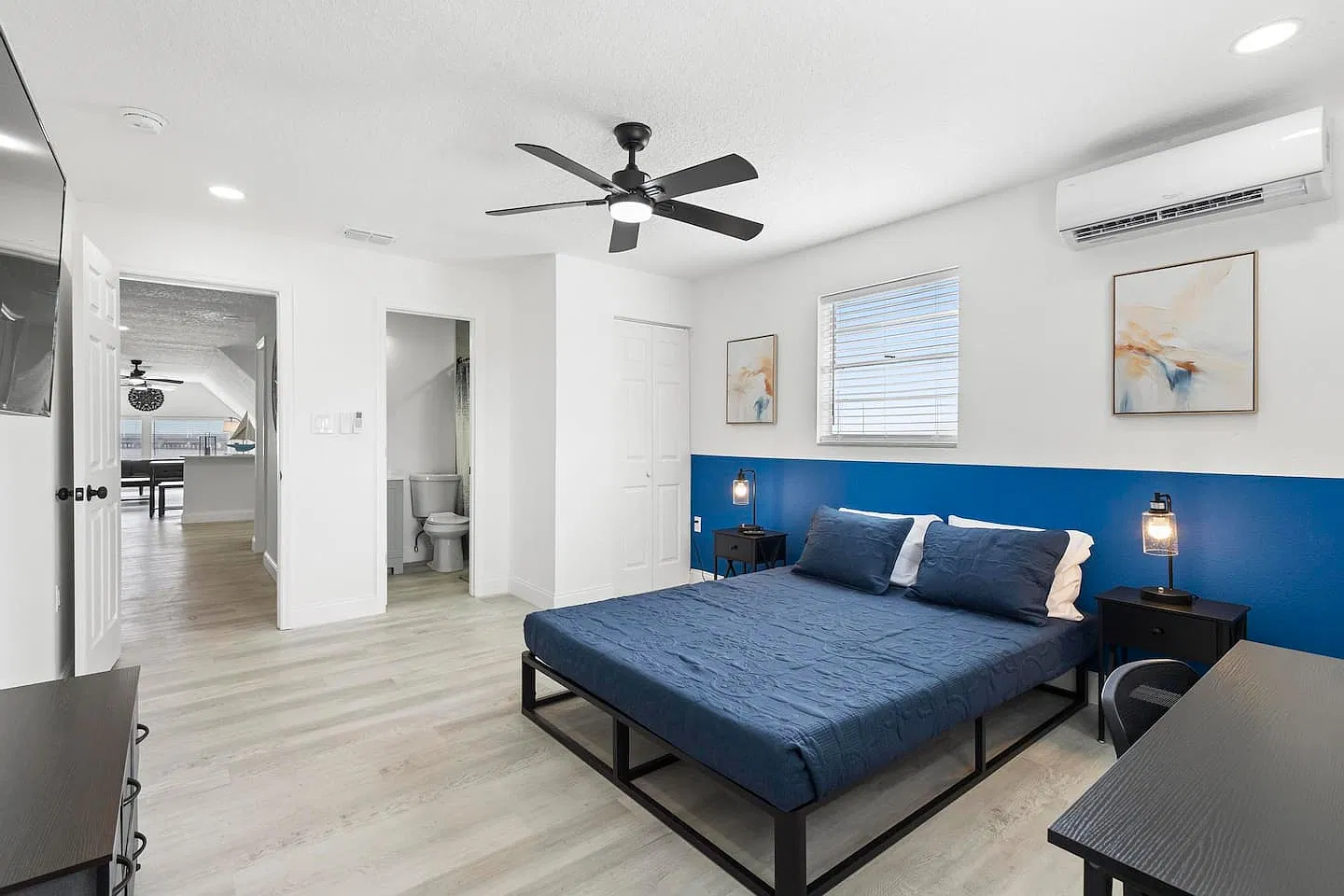 3 bed, 350 sqft, $1,000 — Photo 4