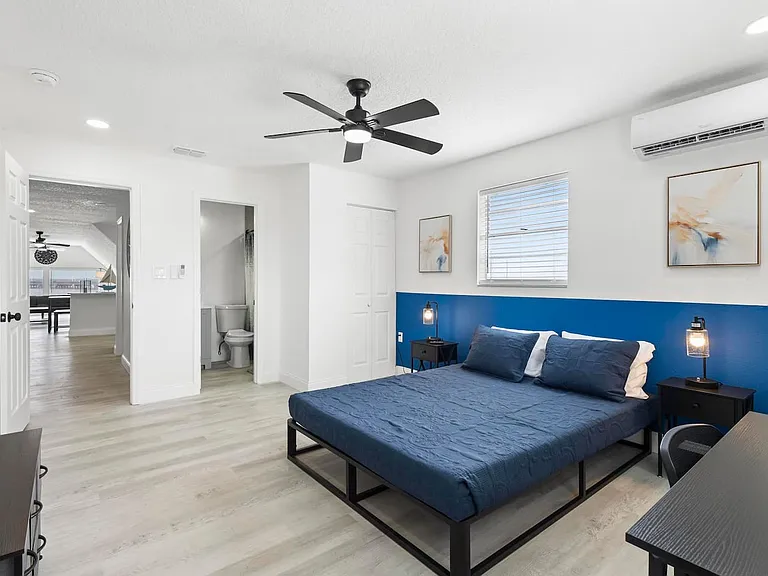 1824 Lake St #4 — Photo 4
