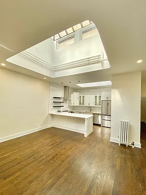 Rented by Waverly Realty Associates | media 28