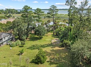 10 Pine Island Rd, Hilton Head Island, SC 29928