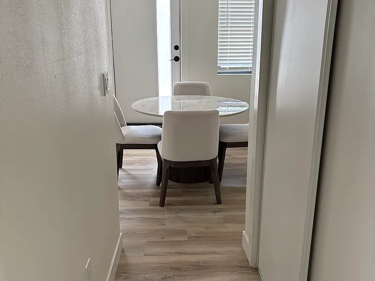 9325 Magnolia Ave — Photo 1