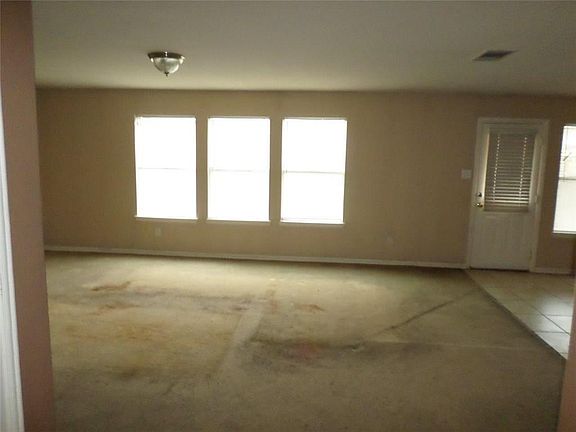 5th image of 1409 Condor Dr