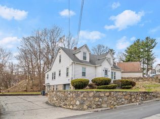 15 Chino Ave, Worcester, MA 01605