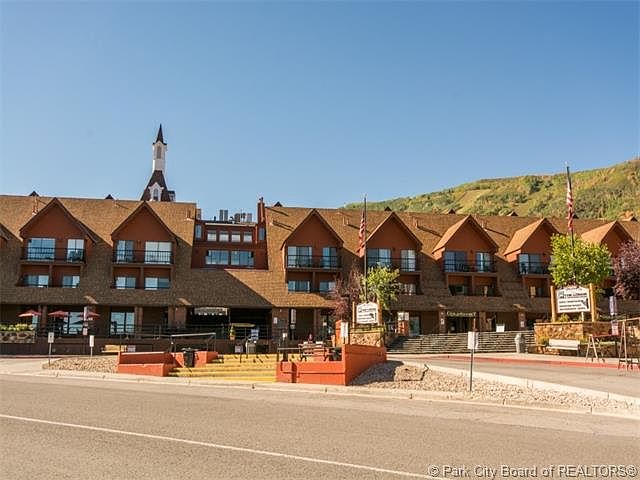 1st image of 1385 Lowell Ave #226