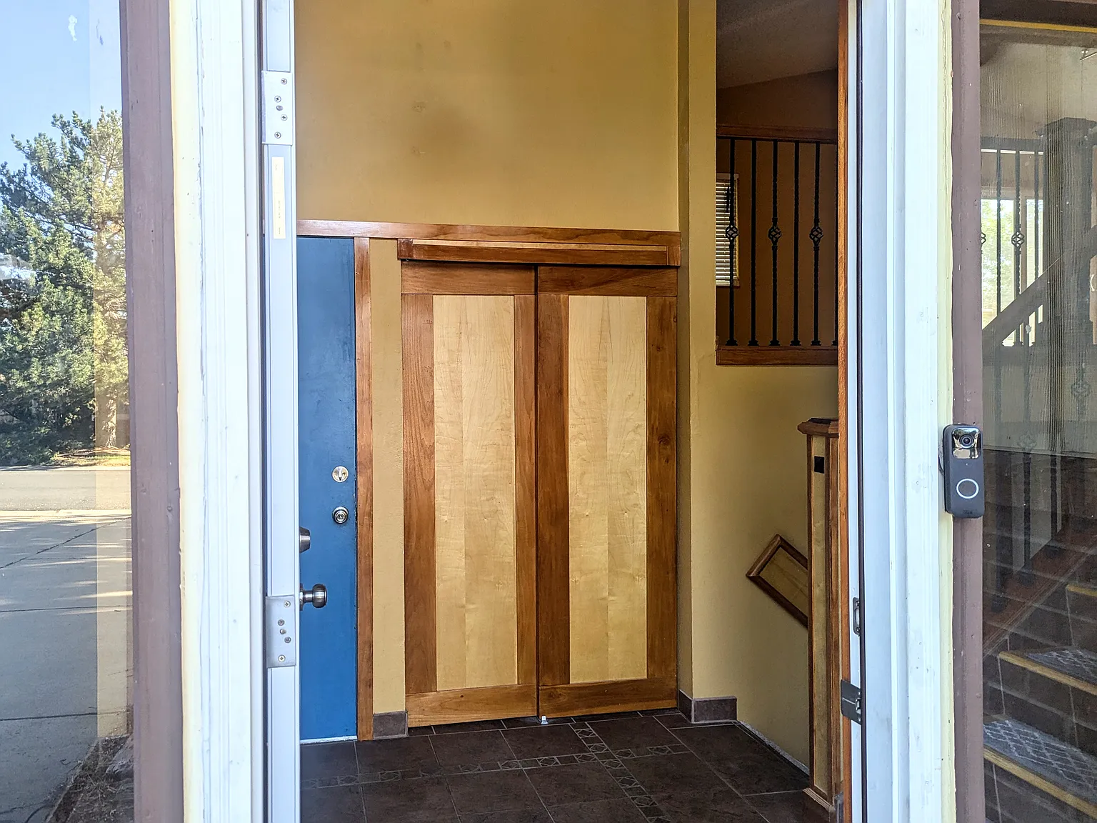5 bed, 2480 sqft, $3,650 — Photo 3