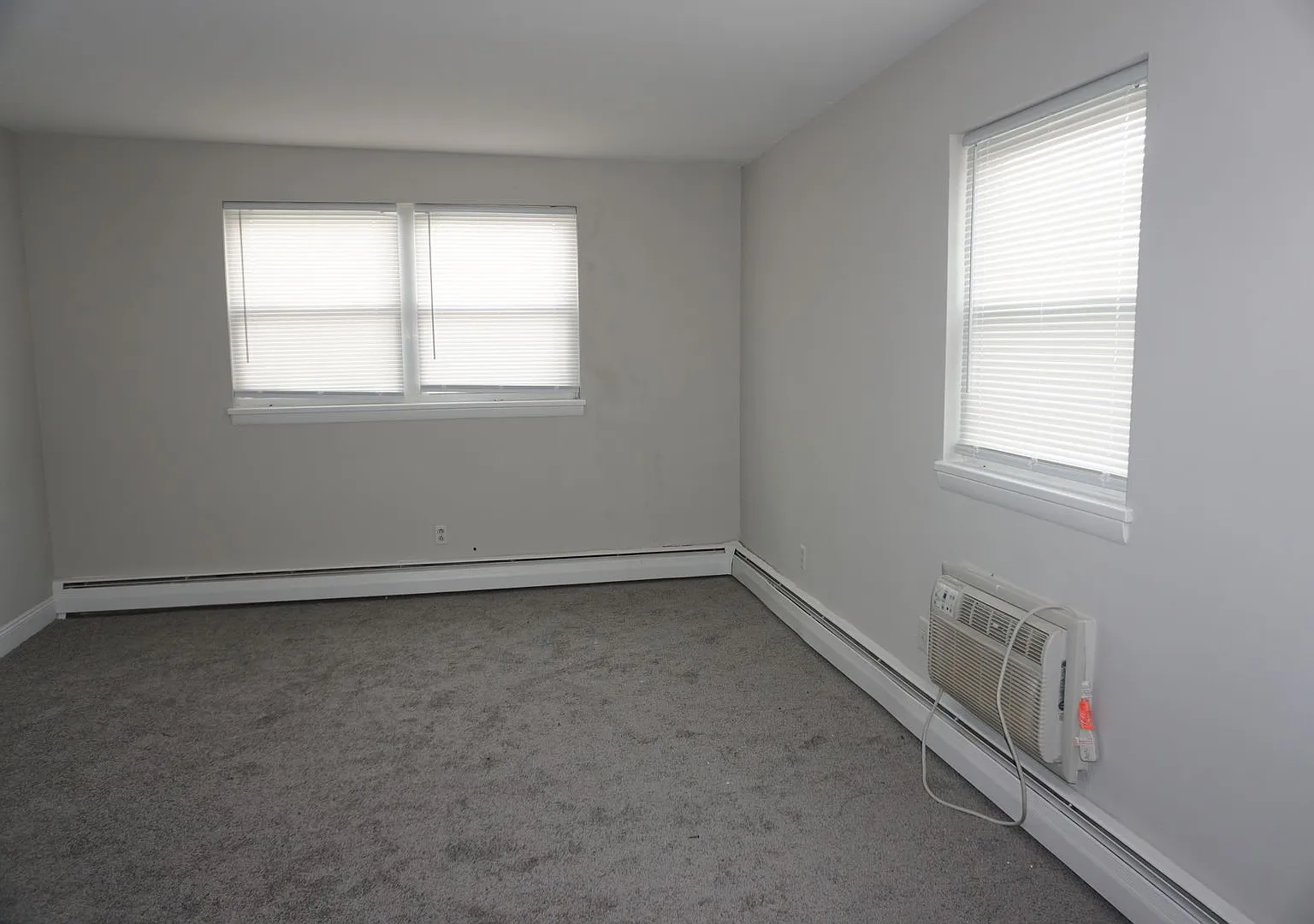 Charming 1 Bed/1 Bath Apartment in the Heart of Lansdale - Available Now! — Photo 4