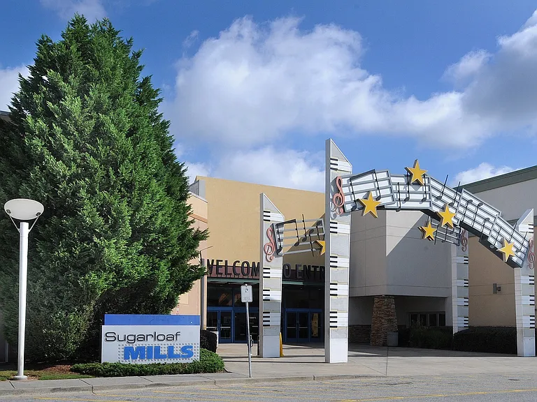 Nearby Sugarloaf Mills has an abundance of shopping and dining options