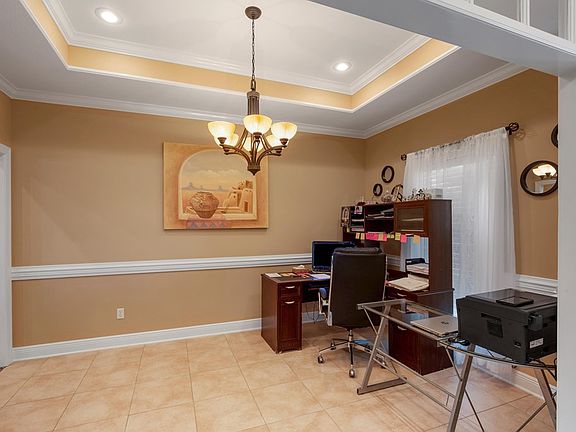 3rd image of 103 Brookwood Dr