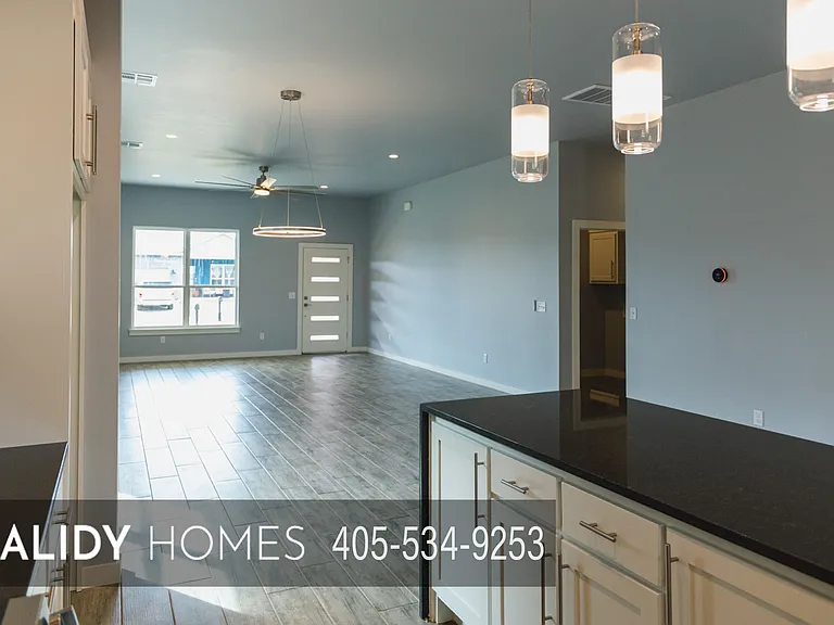 508 Remington Ave — Photo 12