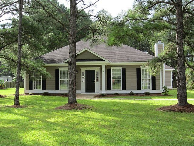 1st image of 123 Wood Dr