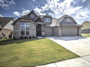 2606 W 114th St S, Jenks, OK 74037