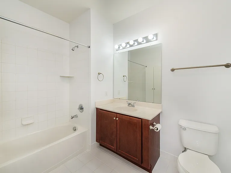 4211 Ramapo Ct — Photo 18