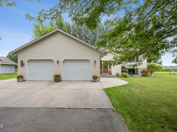 922 Lund Ave SE, Glyndon, MN 56547