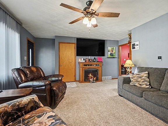 4th image of 69375 Vicky Dr