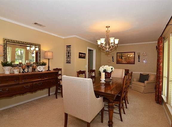 2nd image of 2732 Westridge Dr