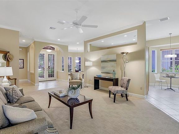 2nd image of 6203 Ashwood Ln