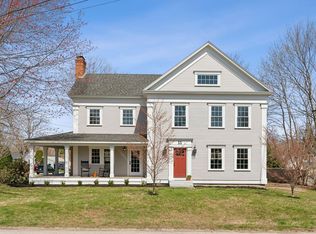 11 Cheverus Rd, Cape Elizabeth, ME 04107