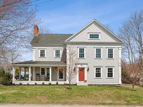 11 Cheverus Road, Cape Elizabeth, ME 04107