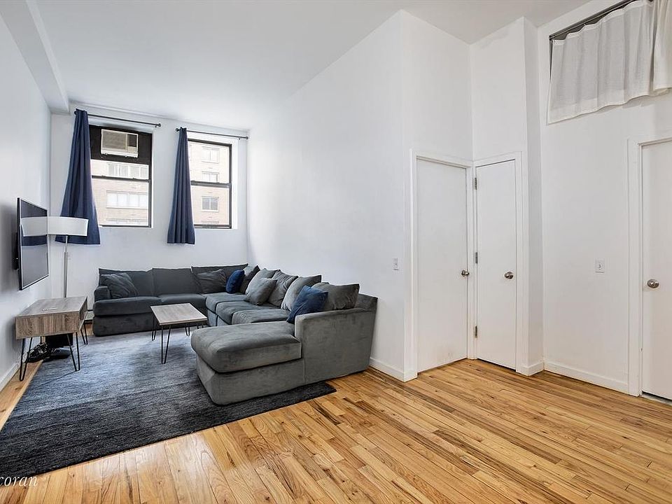 1st image of 60 W 14th St APT 5C