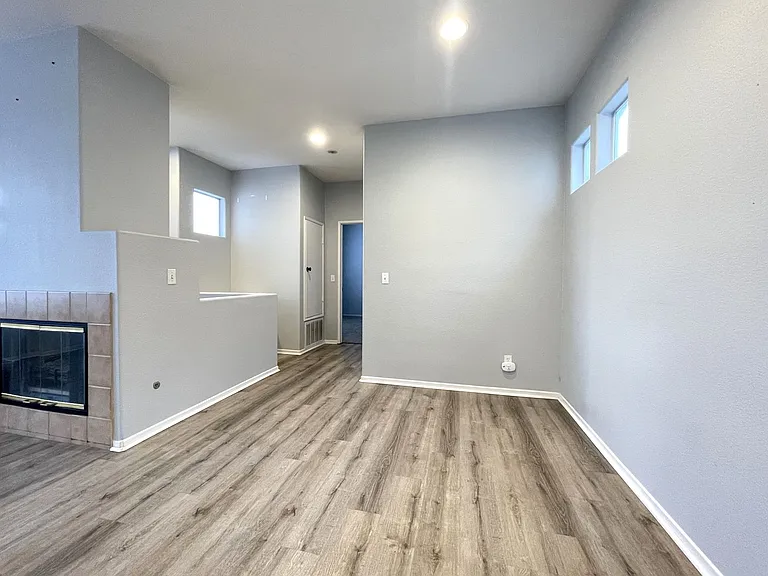 10964 Ivy Hill Dr #3 — Photo 6