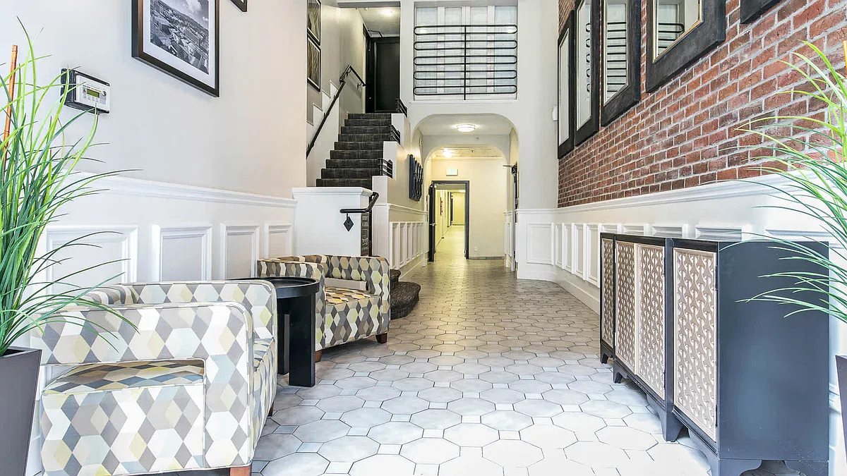 Lobby - Vintage at 425 Broadway