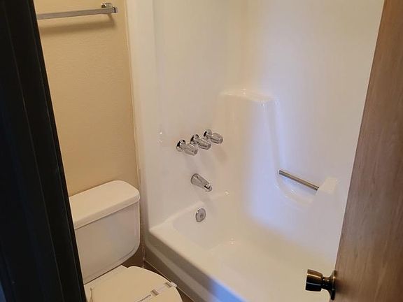 3rd image of 21451 N 23rd Ave #111