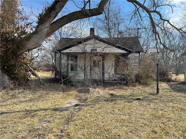 1005-1007 S 6th St, Rich Hill, MO 64779