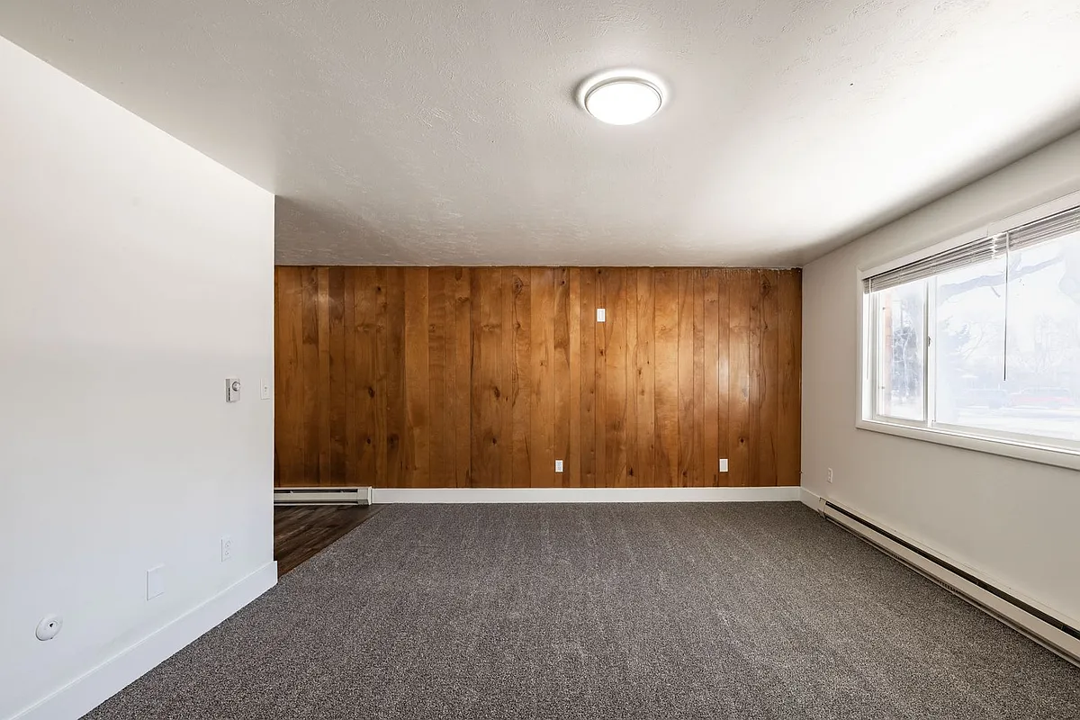 Building Photo - 2 Bed 1 Bath Apartment in St Anthony