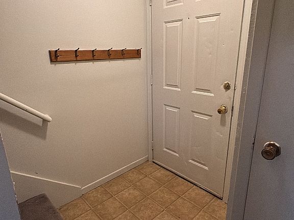 4th image of 1439 E 40th St