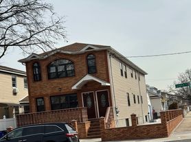 119-45 Sutphin Blvd, Jamaica, NY