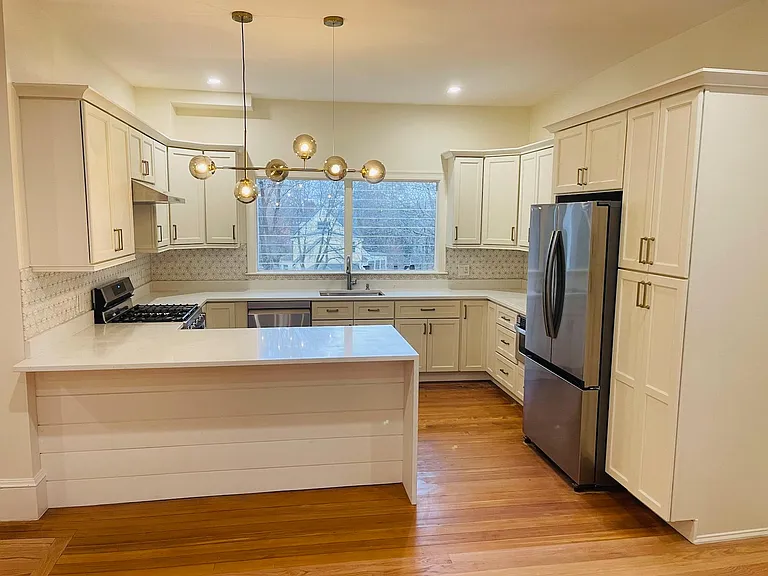 141 Cypress St — Photo 1