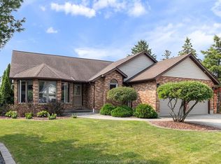 27 Rose Ave, Chatham Kent, ON N0P 2L0