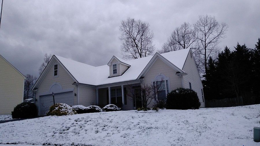 2nd image of 103 Running Fox Ln