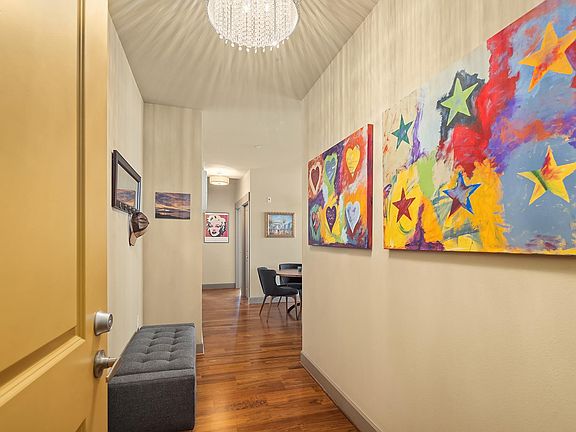 4th image of 1880 25th Ave NE APT 401