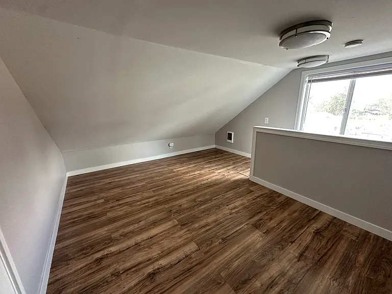 515 S Fellows St #B — Photo 18