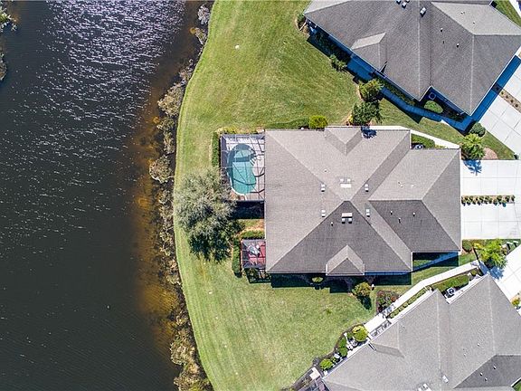 3rd image of 5356 Shagbark Ct