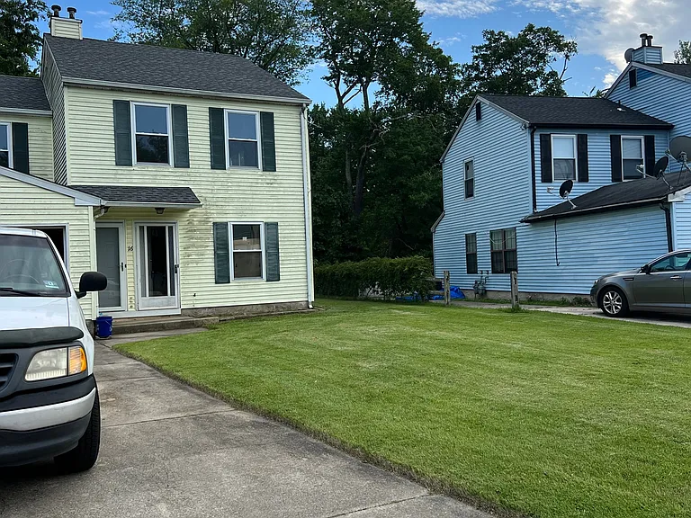 16 Maynard Dr #B — Photo 12