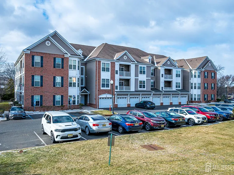 2822 Edward Stec Blvd — Photo 25