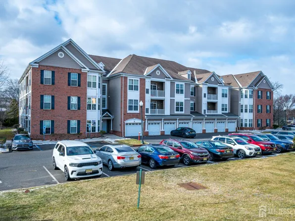 2822 Edward Stec Blvd, Edison, NJ 08837