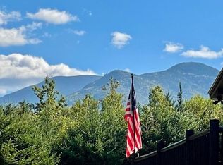 70 Sugarloaf Dr, Carroll, NH 03598