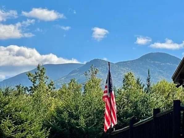 70 Sugarloaf Drive, Carroll, NH 03595