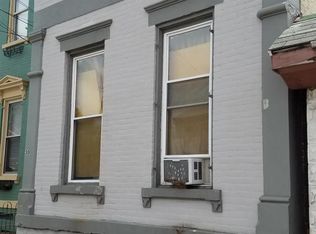 30 W 10th St APT 2, Newport, KY 41071