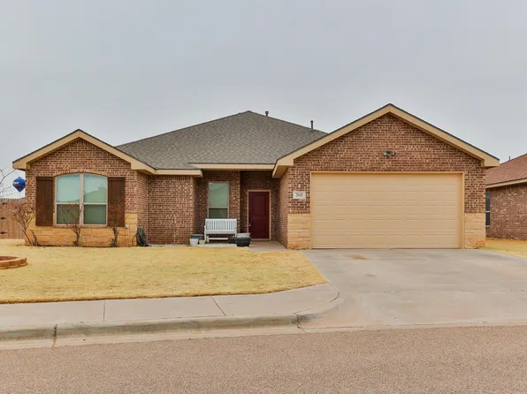 305 Hampshire Ave, Wolfforth, TX 79382