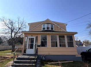 102 Benham St #1, Hamden, CT 06514