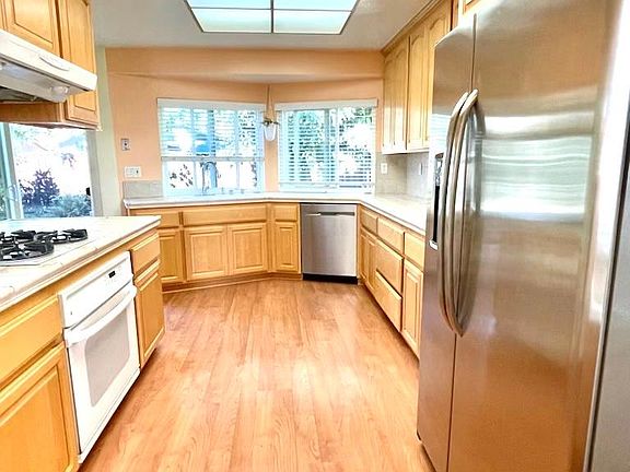 3rd image of 1772 Trudean Way