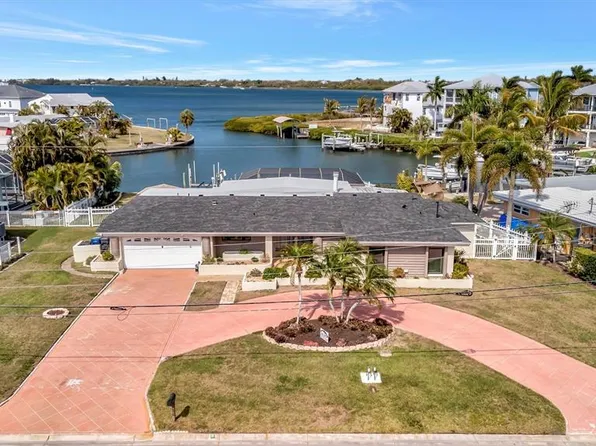 5403 Palmetto Point Dr, Palmetto, FL 34221