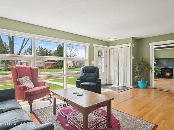 2nd image of 240 N Ashland Ave