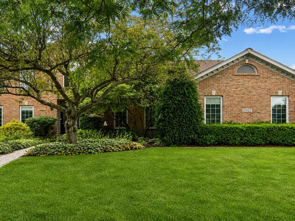 3011 Gateshead Dr, Naperville, IL 60564